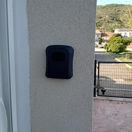 La Vie En Rose, A With A View! Homestay