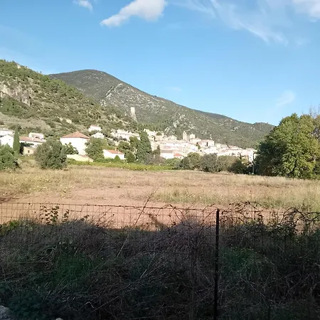 La Vie En Rose, A With A View! Homestay Roquebrun